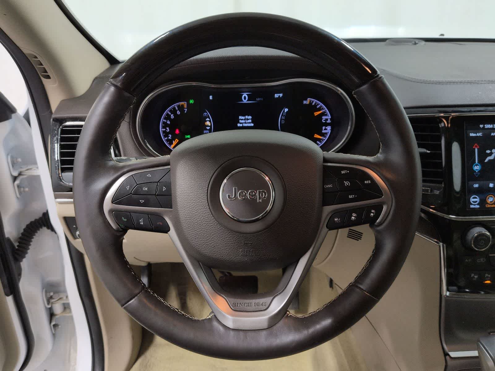 Thumbnail: 2021 Jeep Grand Cherokee - 24