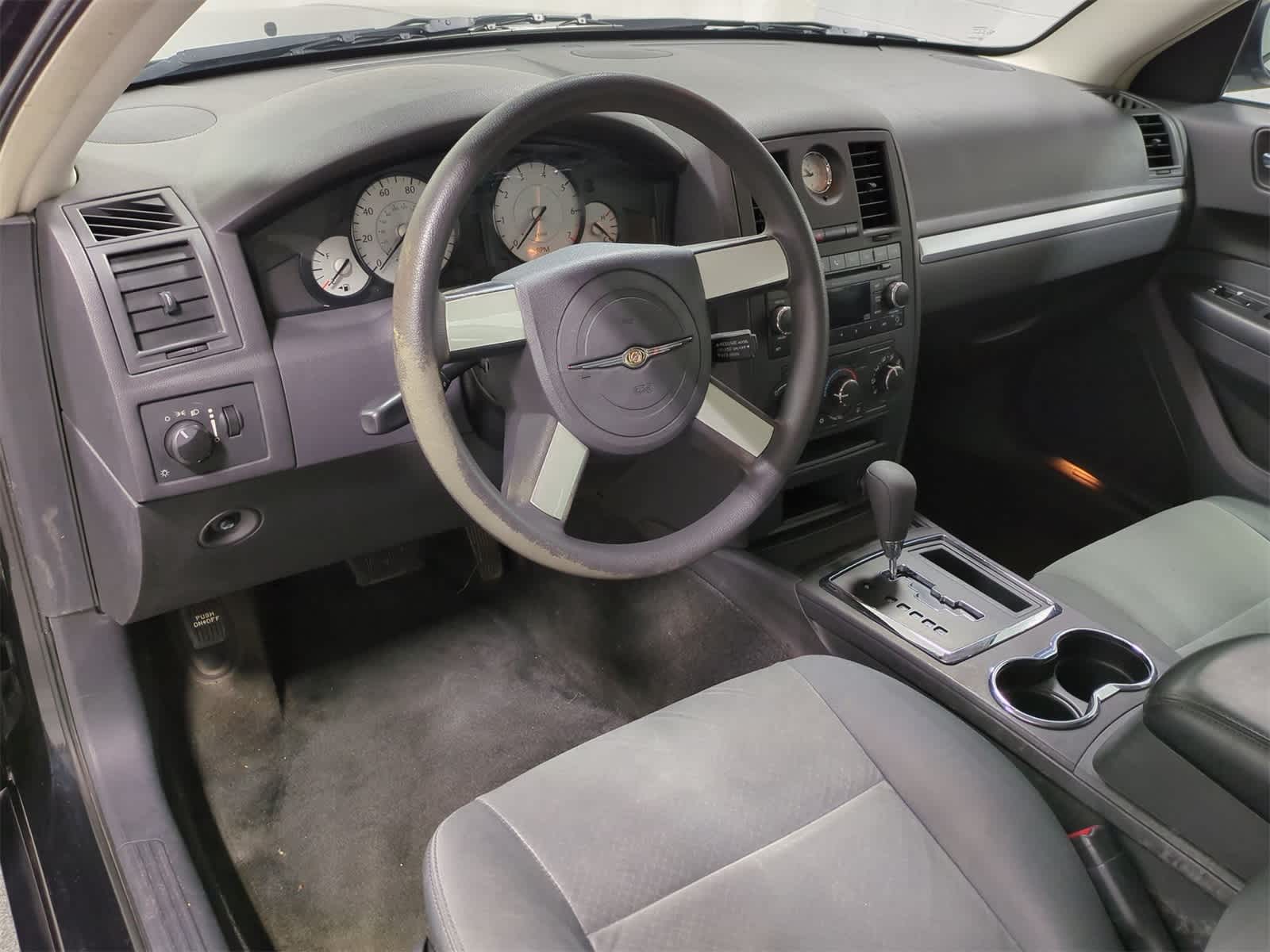 Thumbnail: 2008 Chrysler 300 - 10
