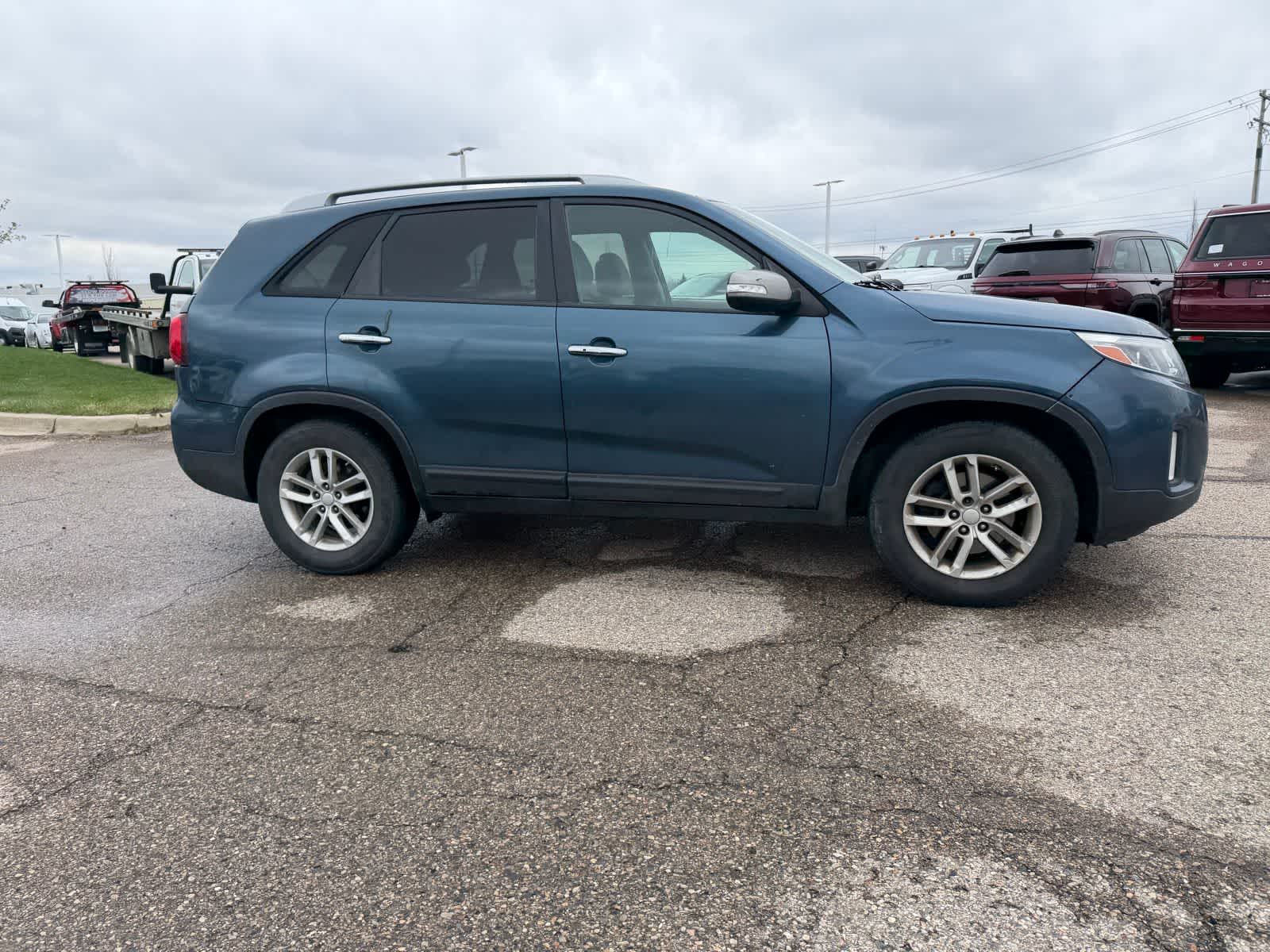 Thumbnail: 2014 Kia Sorento - 13