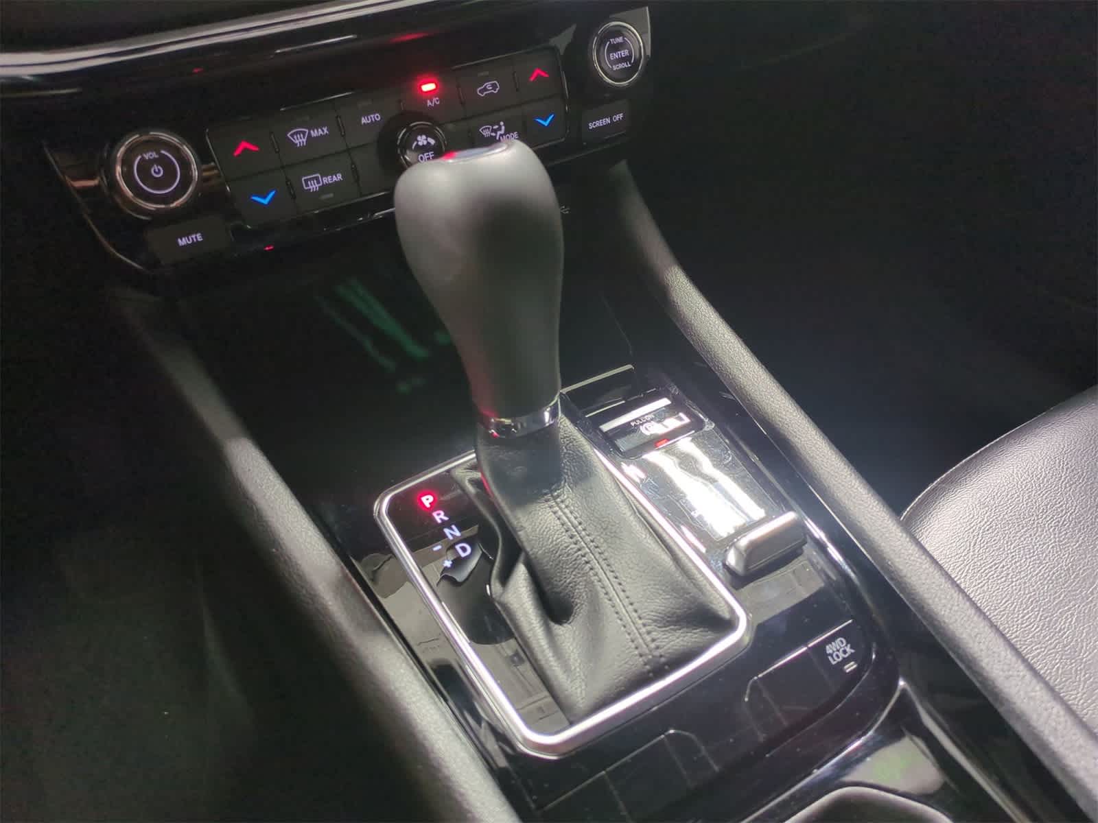 Thumbnail: 2022 Jeep Compass - 31