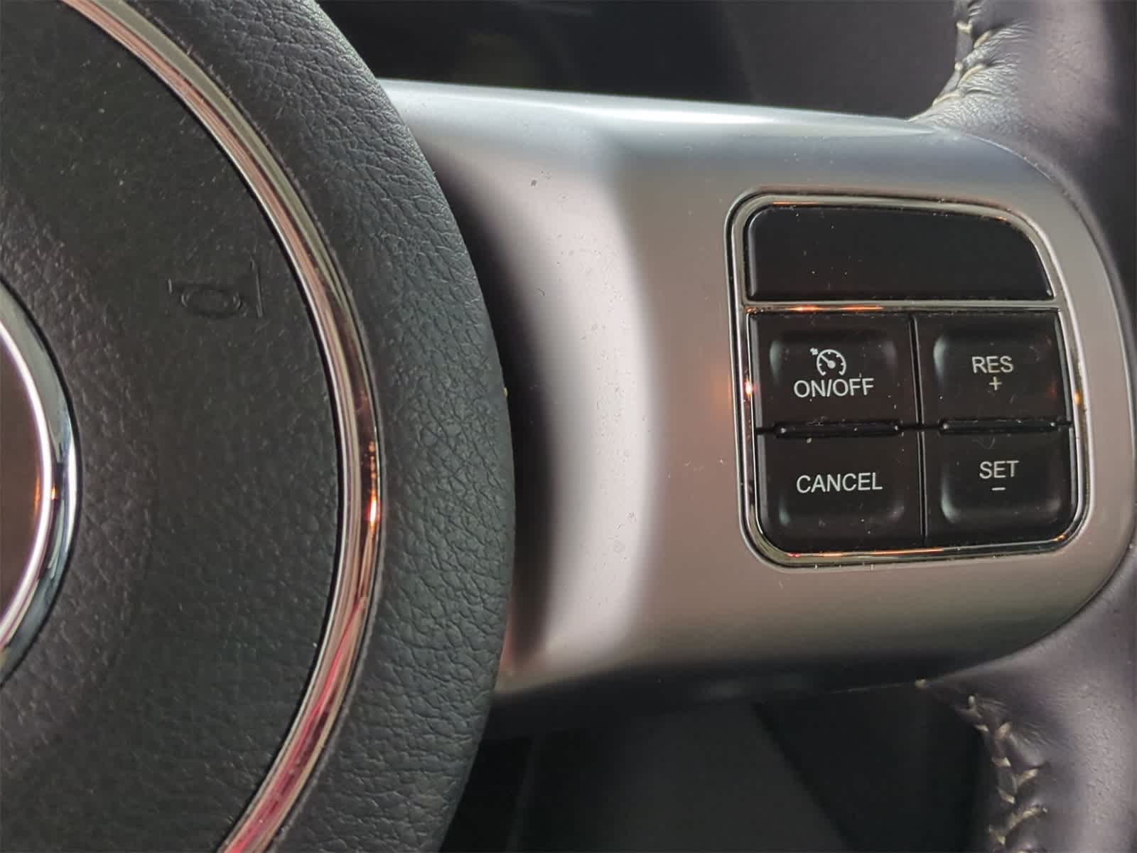 Thumbnail: 2018 Jeep Wrangler - 24