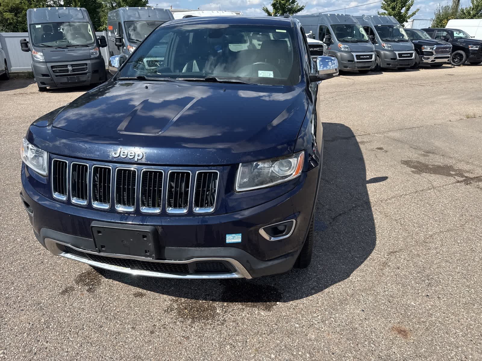 Thumbnail: 2015 Jeep Grand Cherokee - 3