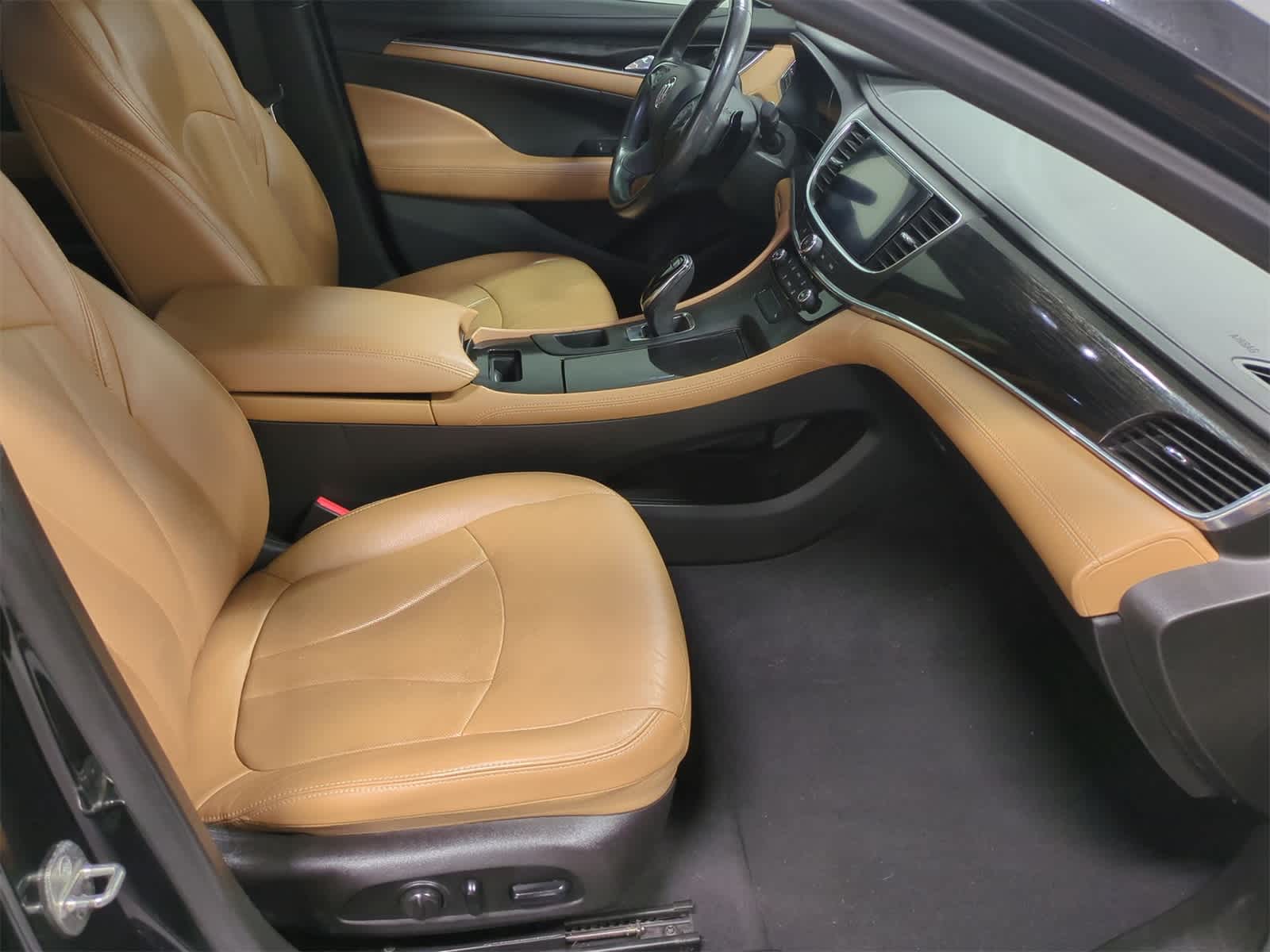 Thumbnail: 2017 Buick LaCrosse - 22