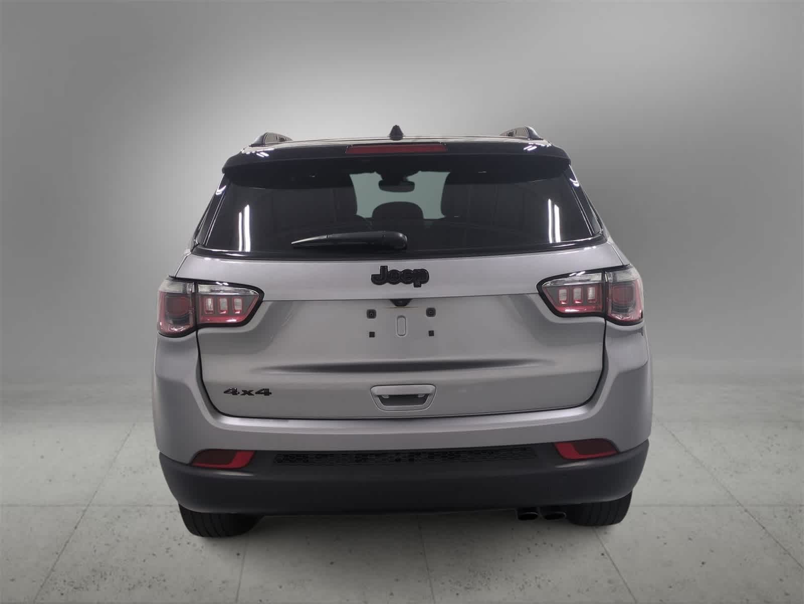 Thumbnail: 2022 Jeep Compass - 7