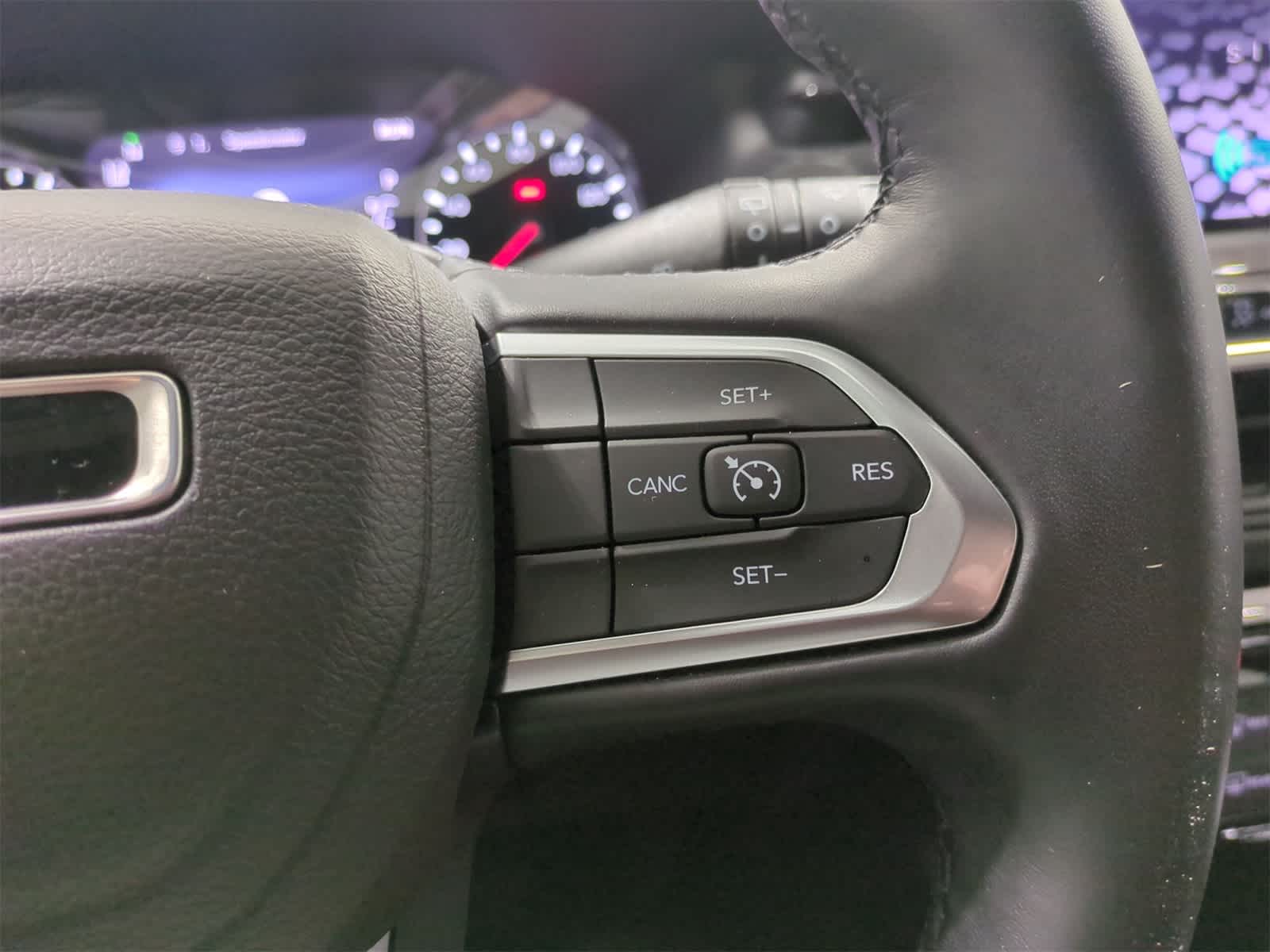 Thumbnail: 2022 Jeep Compass - 25