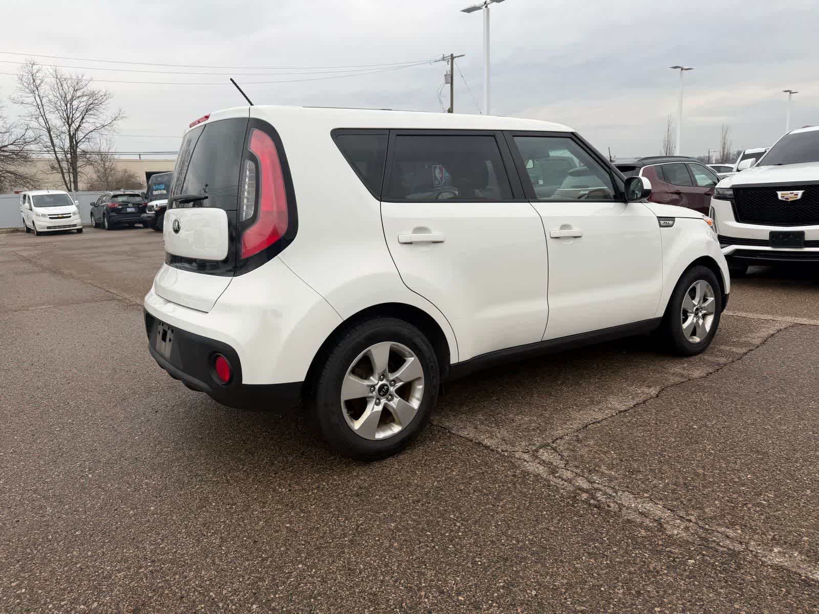 Thumbnail: 2017 Kia Soul - 16