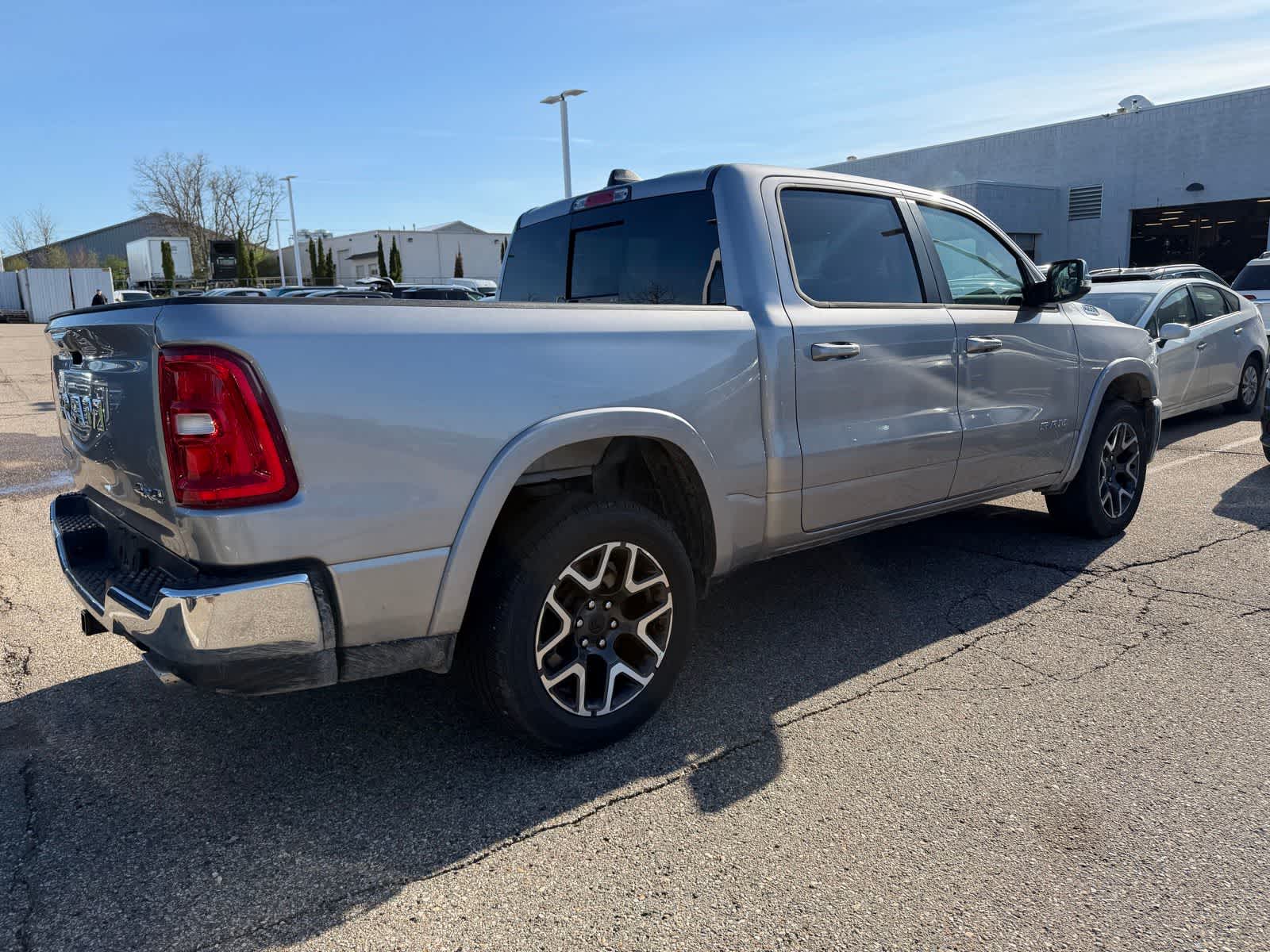 Thumbnail: 2026 RAM 1500 - 18