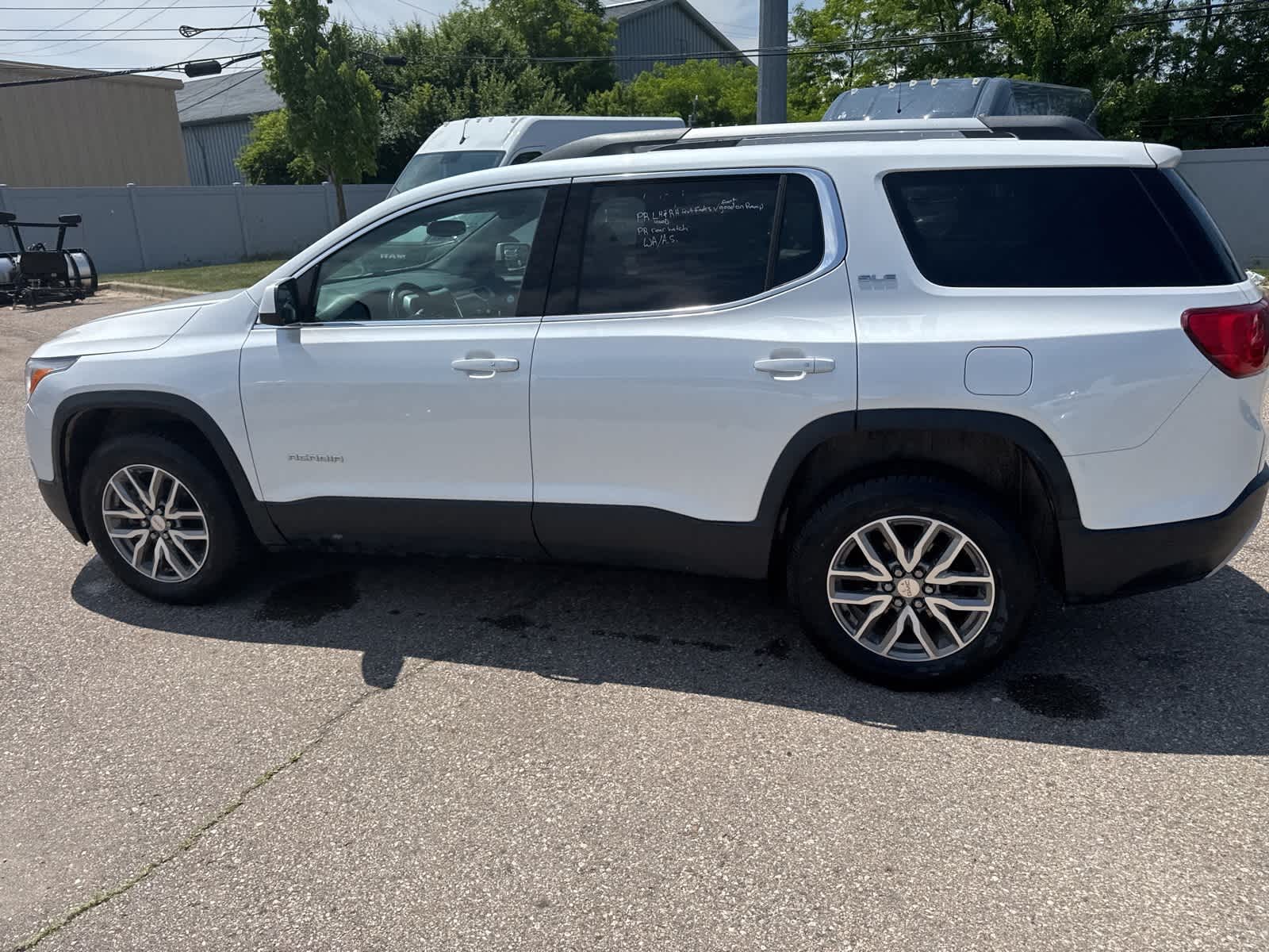 2019 GMC Acadia SLE 21