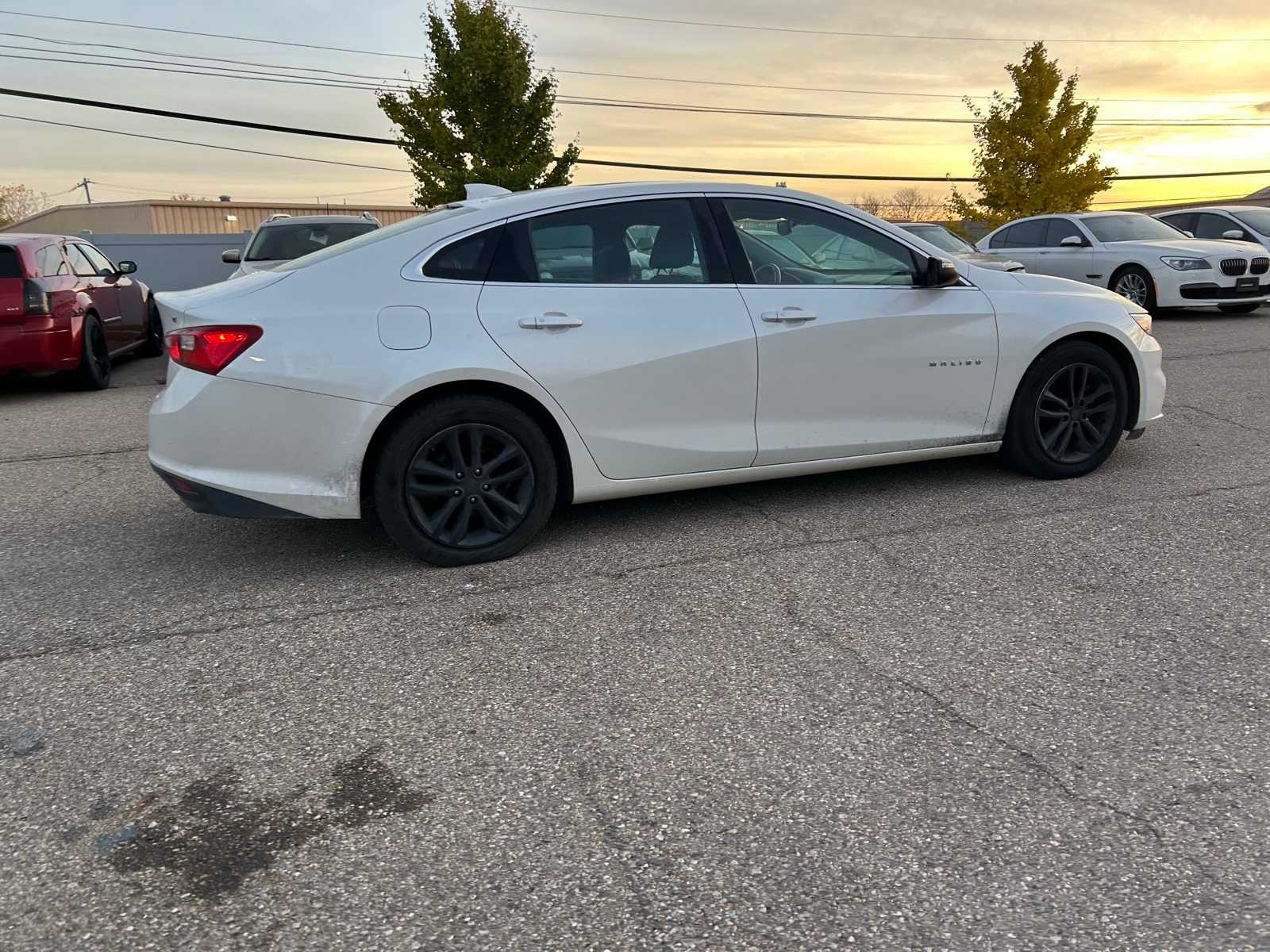 Thumbnail: 2016 Chevrolet Malibu - 16