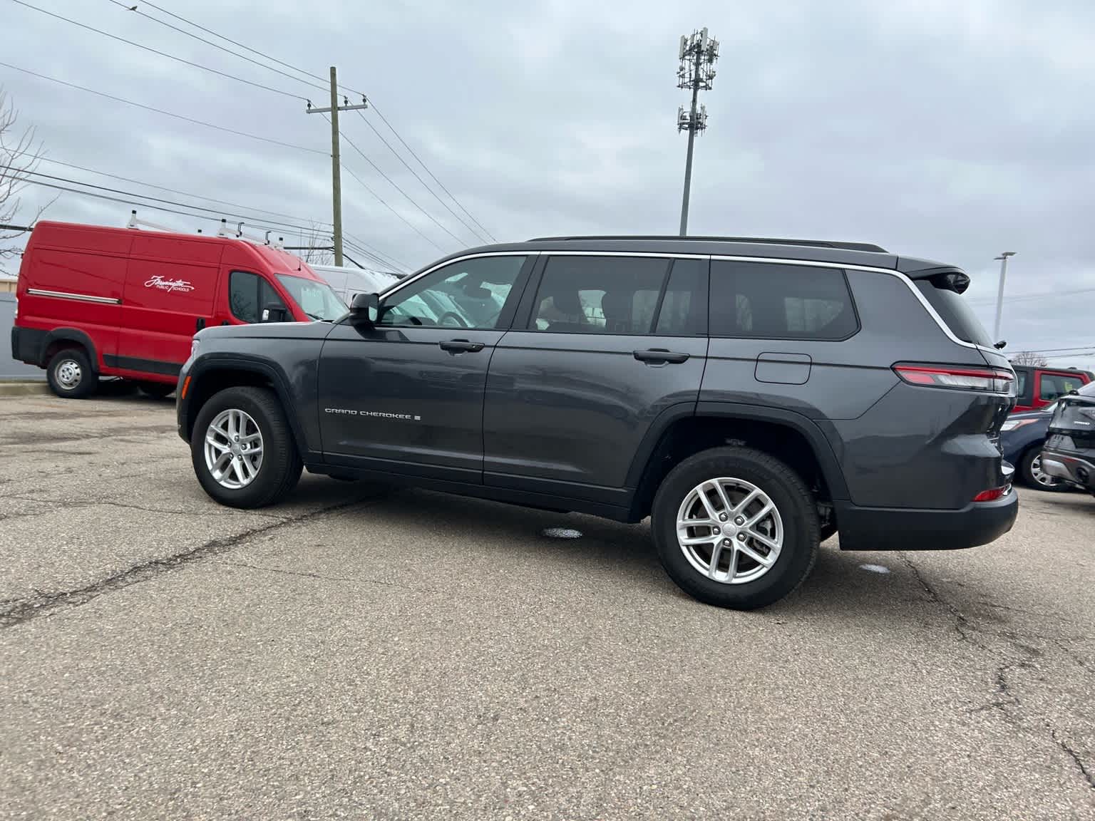 Thumbnail: 2024 Jeep Grand Cherokee L - 29