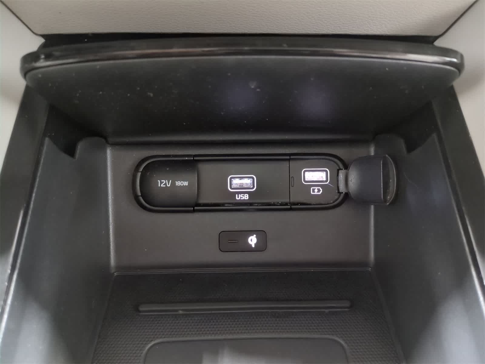 2022 Kia Telluride S 34