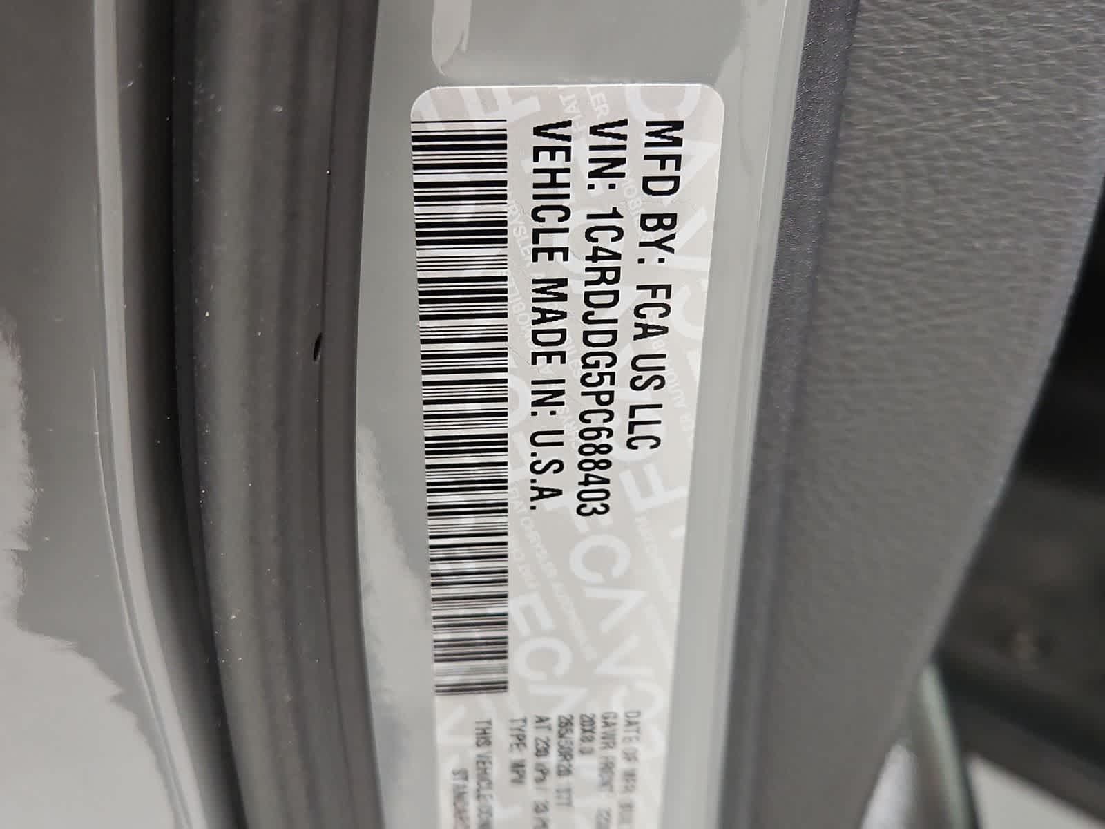 Thumbnail: 2023 Dodge Durango - 32