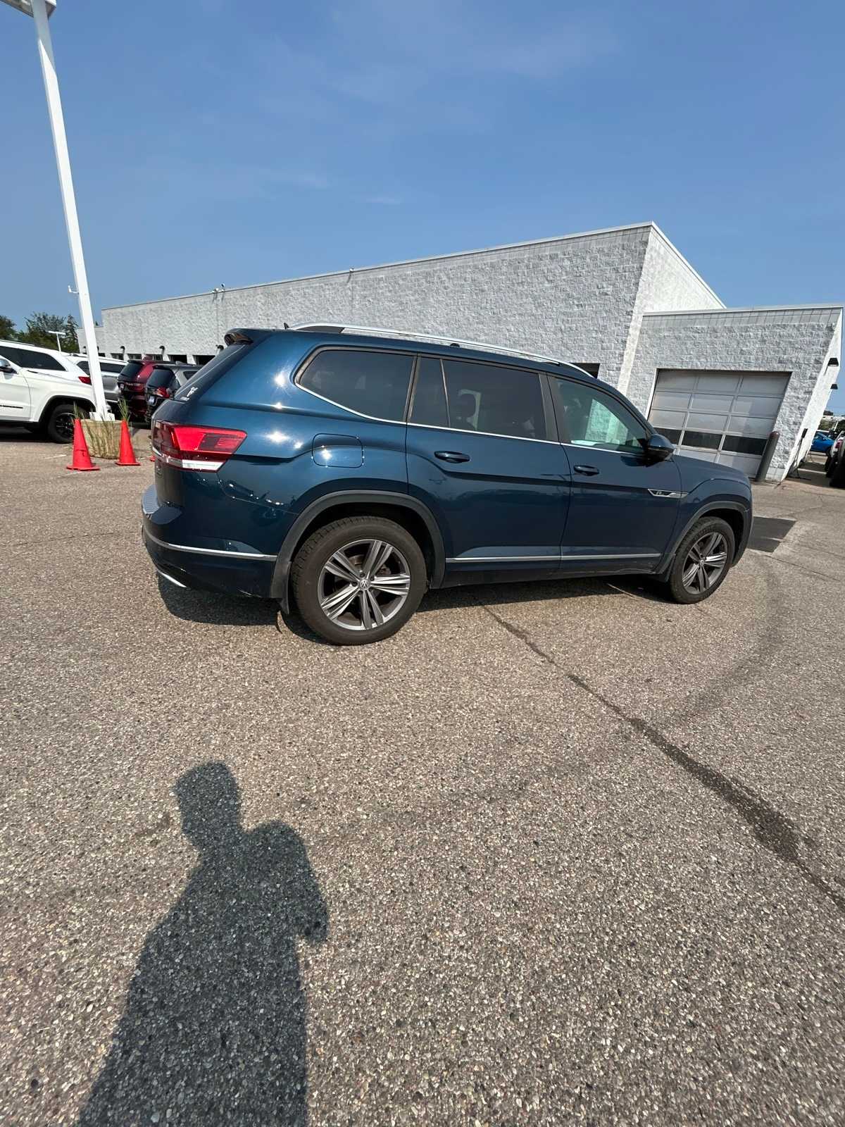 Thumbnail: 2018 Volkswagen Atlas - 17