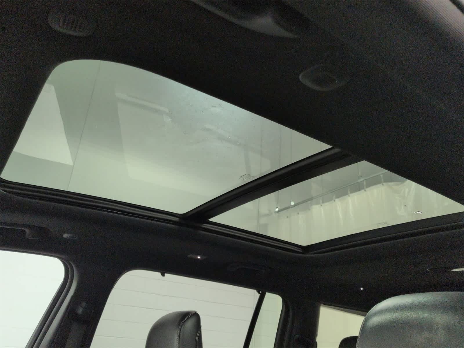 Thumbnail: 2024 Jeep Grand Cherokee L - 20