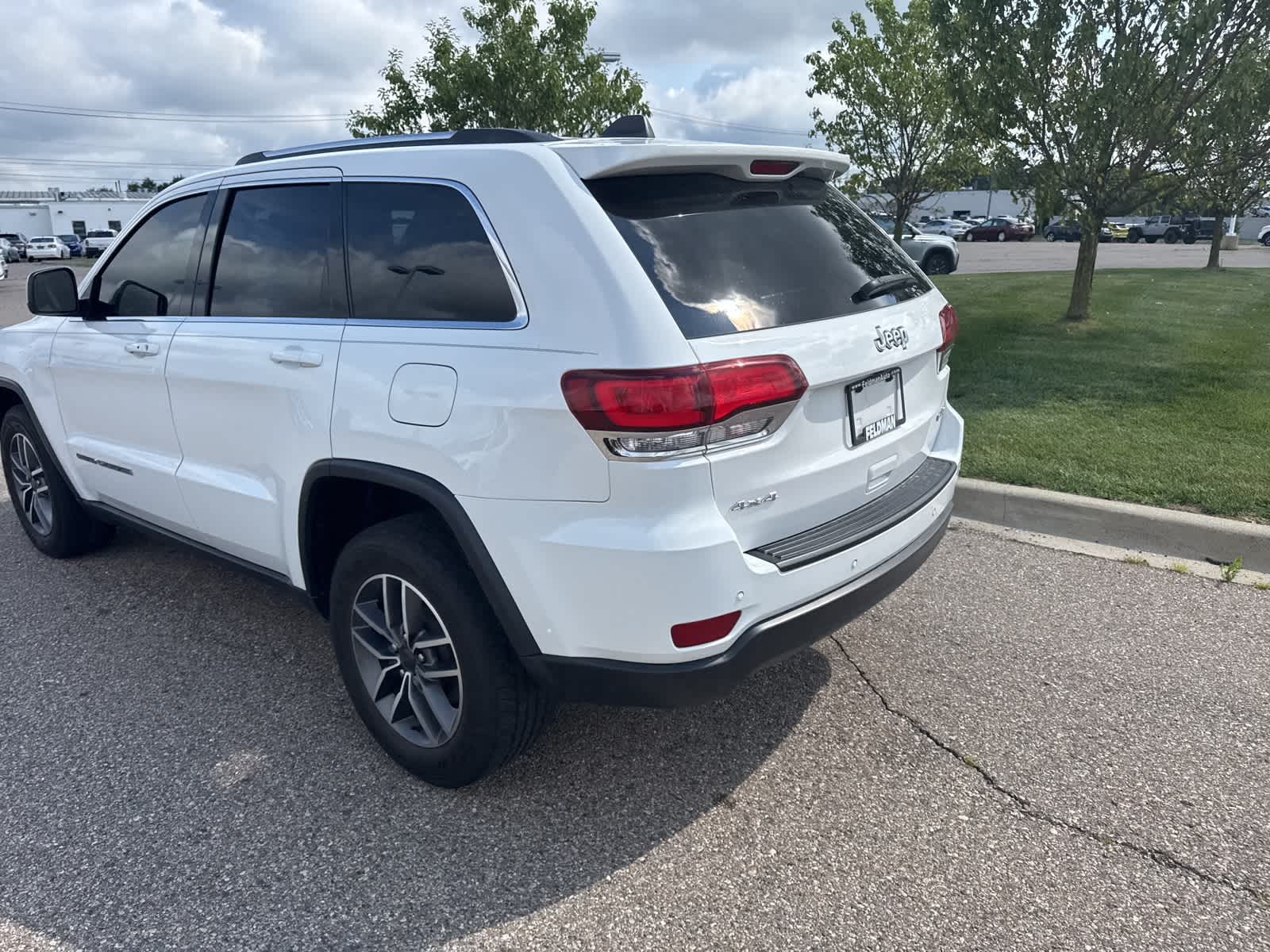 Thumbnail: 2020 Jeep Grand Cherokee - 26