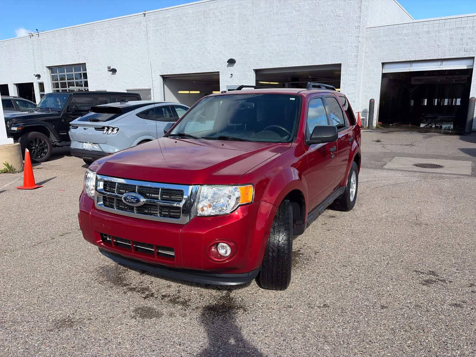 Used 2012 Ford Escape XLT with VIN 1FMCU0D79CKC79686 for sale in Farmington Hills, MI