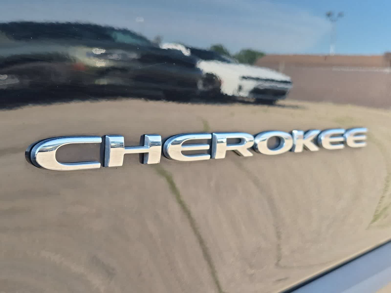 Thumbnail: 2022 Jeep Cherokee - 13