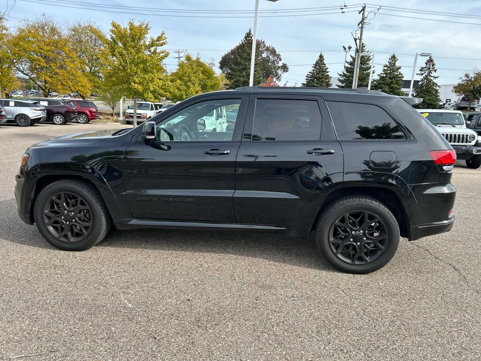 Thumbnail: 2021 Jeep Grand Cherokee - 24