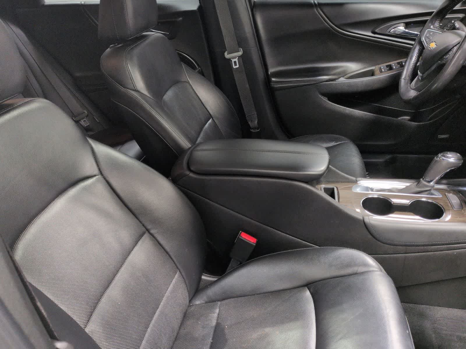 Thumbnail: 2018 Chevrolet Malibu - 24