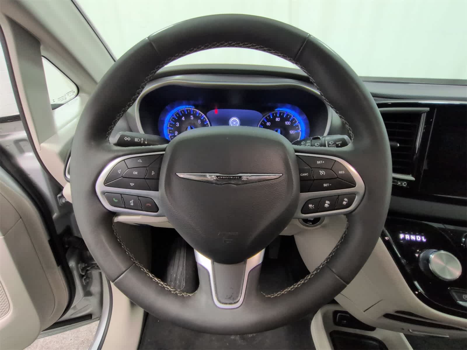 Thumbnail: 2024 Chrysler Pacifica - 23