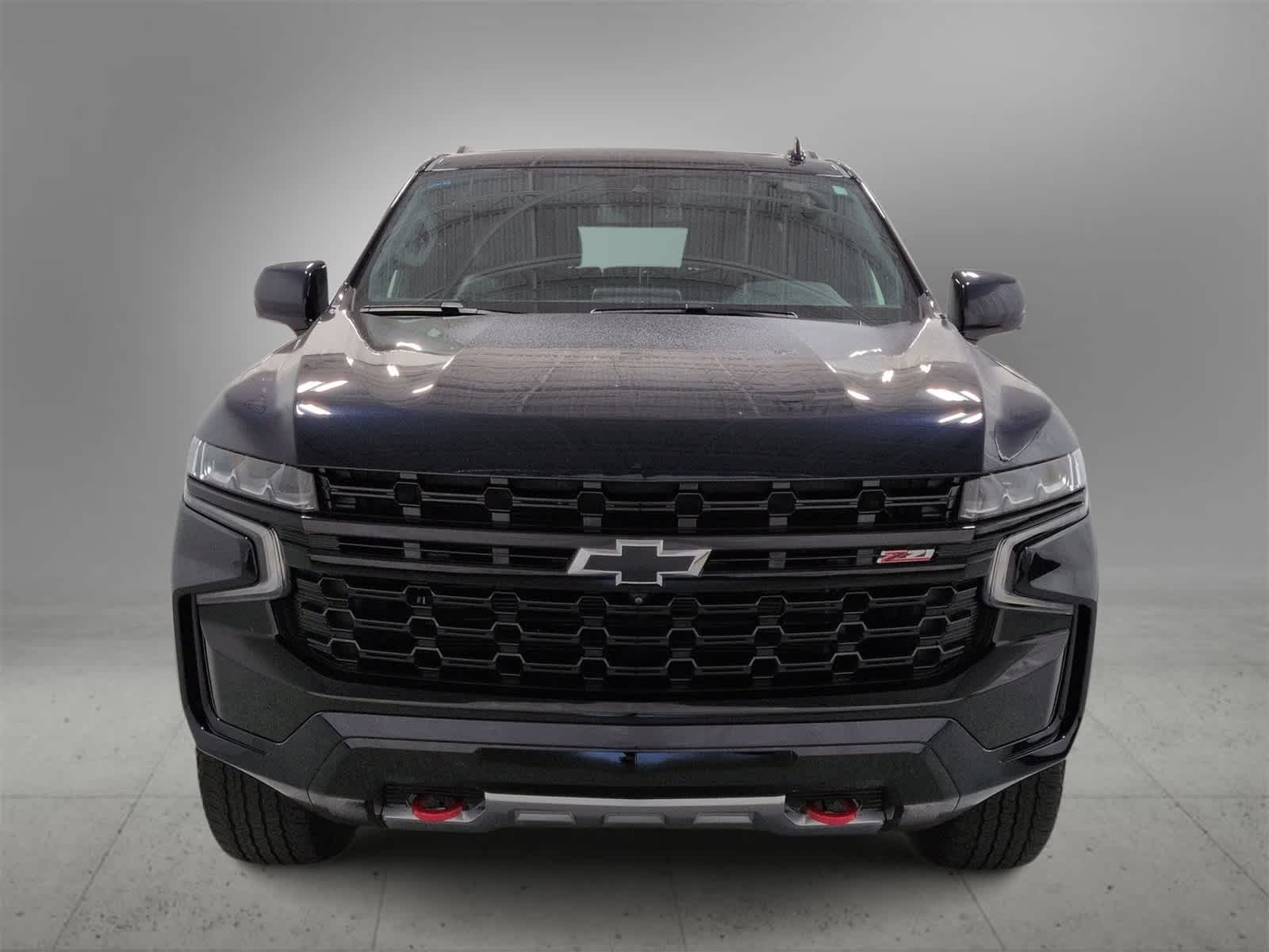 2024 Chevrolet Suburban Z71 photo 2