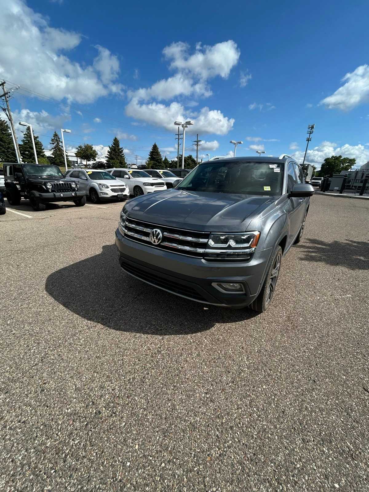 Thumbnail: 2019 Volkswagen Atlas - 4