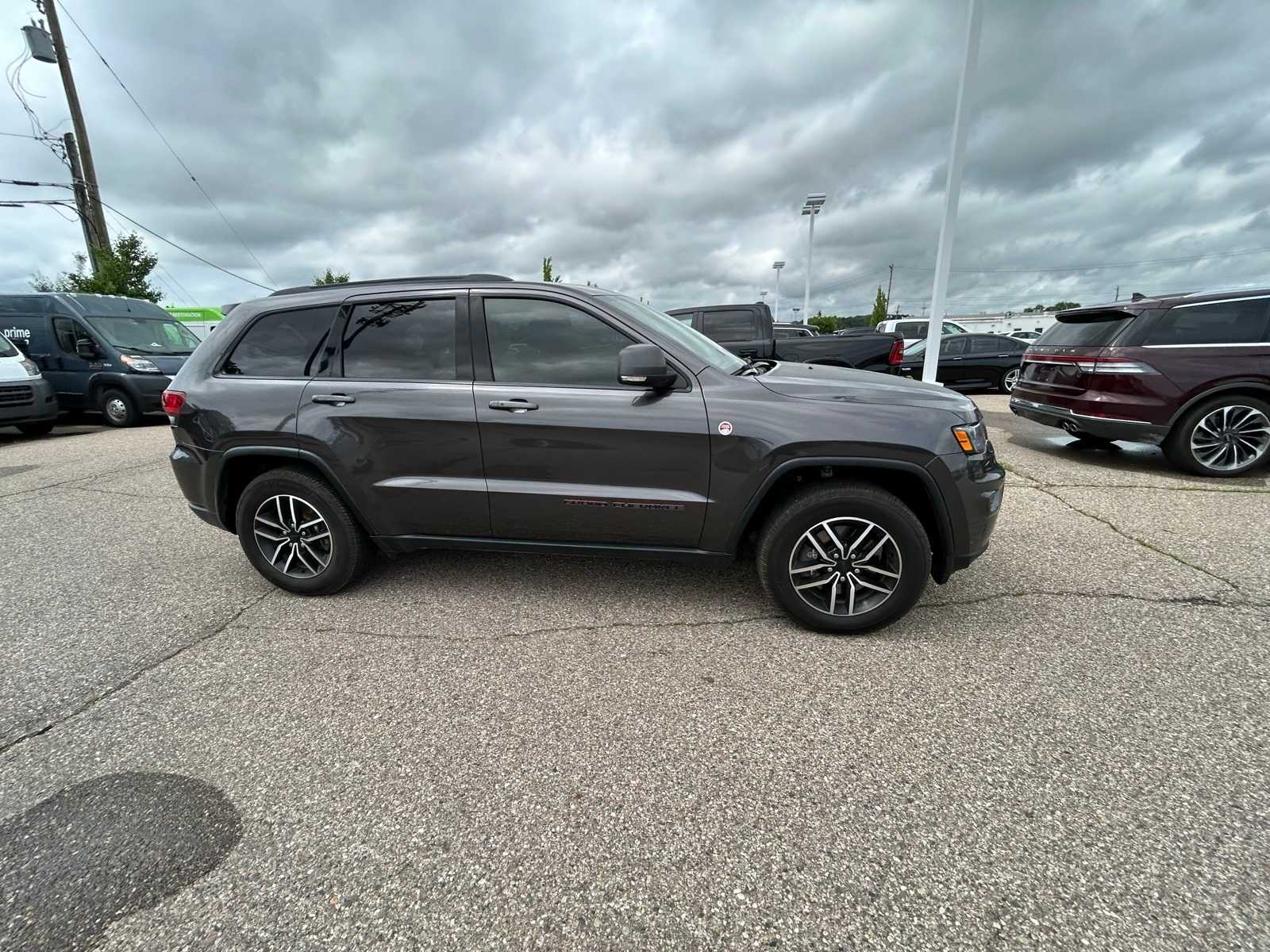 2020 Jeep Grand Cherokee Trailhawk 10