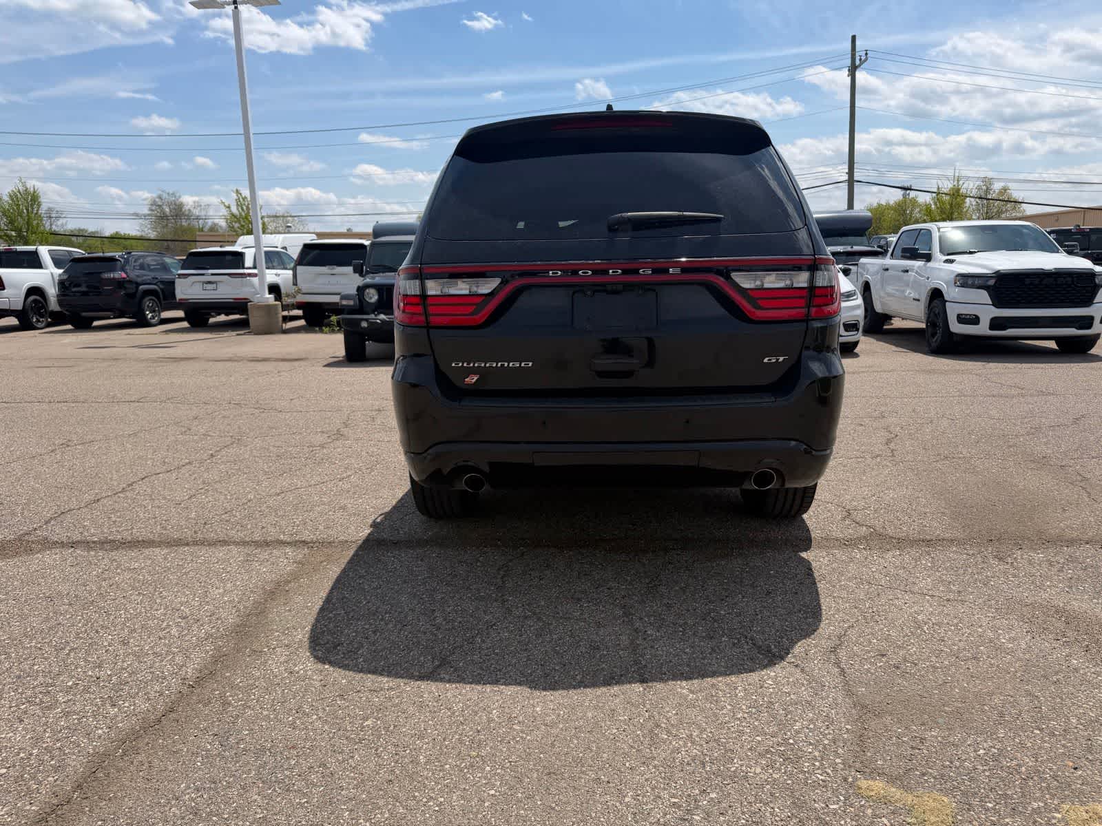 Thumbnail: 2022 Dodge Durango - 21
