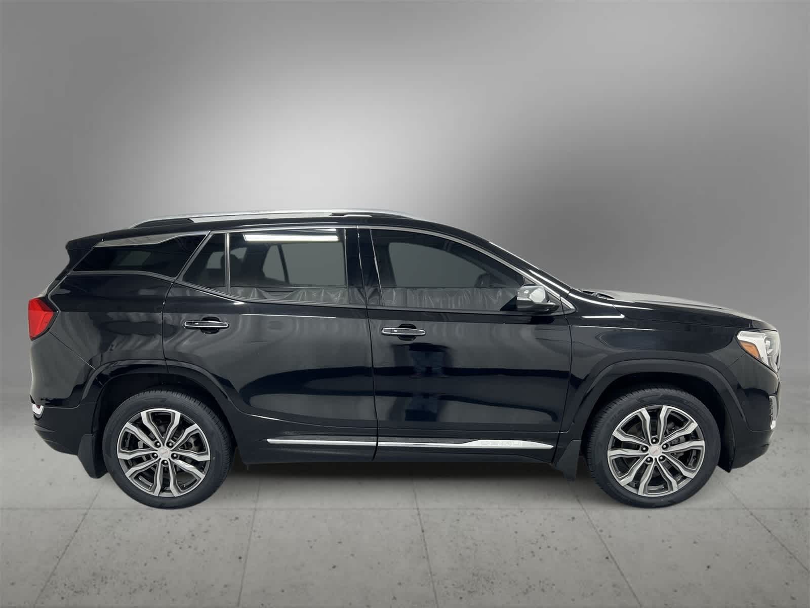 Thumbnail: 2018 GMC Terrain - 9