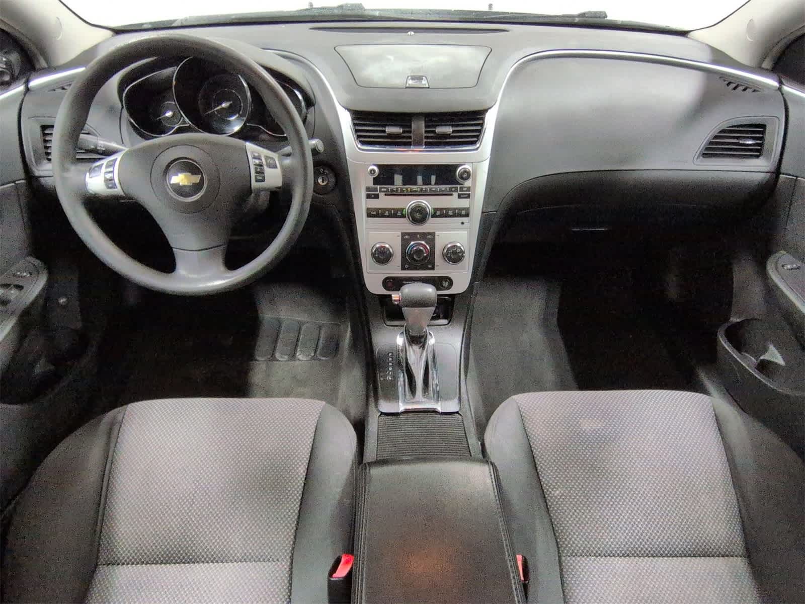 Thumbnail: 2009 Chevrolet Malibu - 16