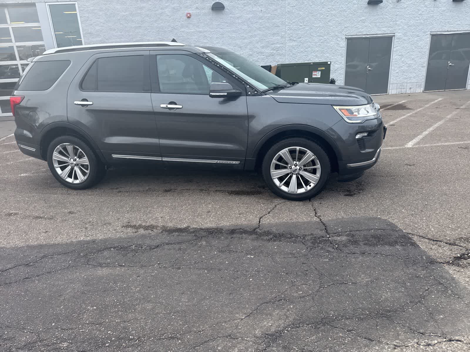 Thumbnail: 2019 Ford Explorer - 9