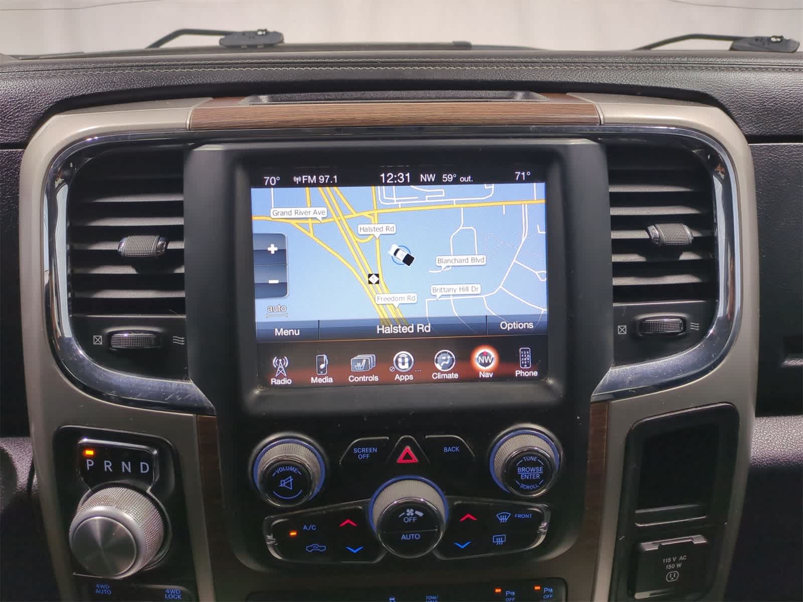 2016 RAM 1500 Laramie 28