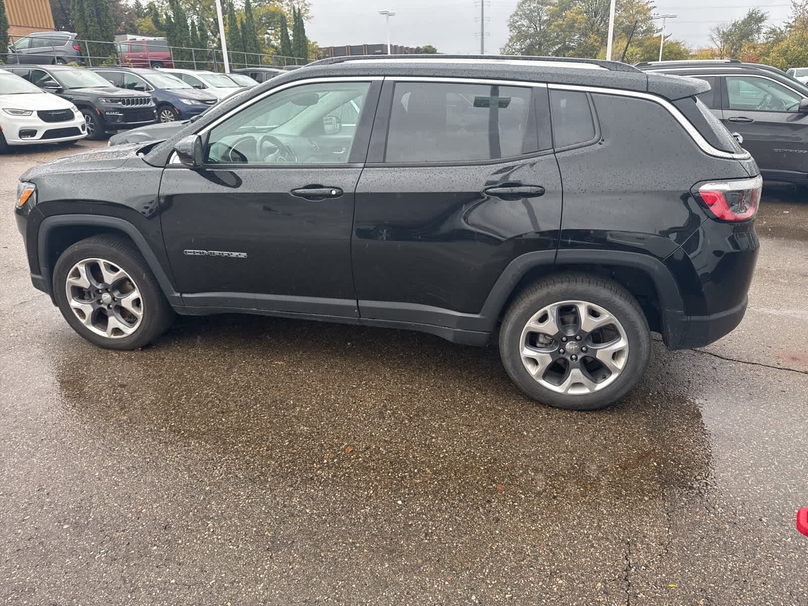 Thumbnail: 2021 Jeep Compass - 18