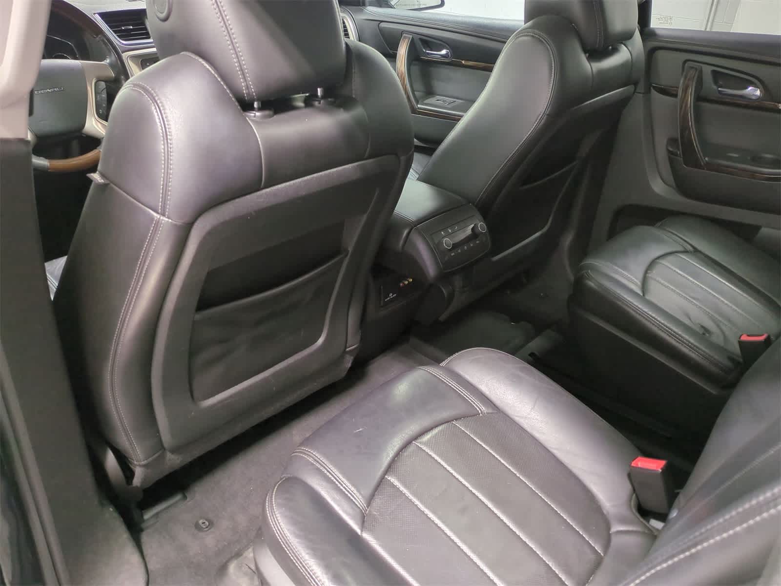 Thumbnail: 2013 GMC Acadia - 19