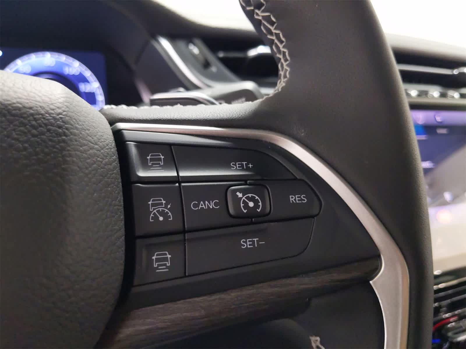 Thumbnail: 2023 Jeep Grand Cherokee - 25