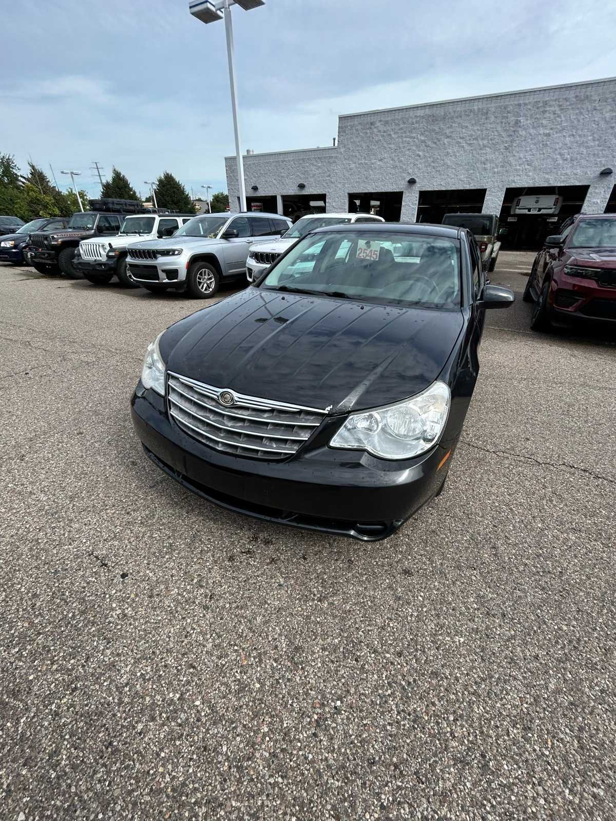 Thumbnail: 2009 Chrysler Sebring - 3