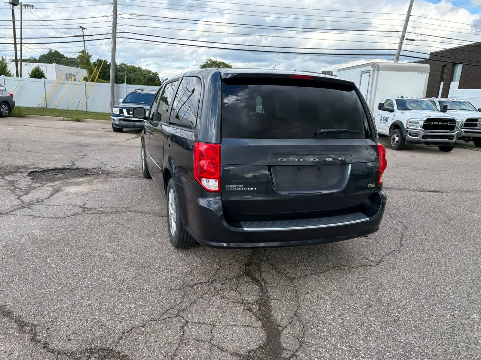 Thumbnail: 2014 Dodge Grand Caravan - 23