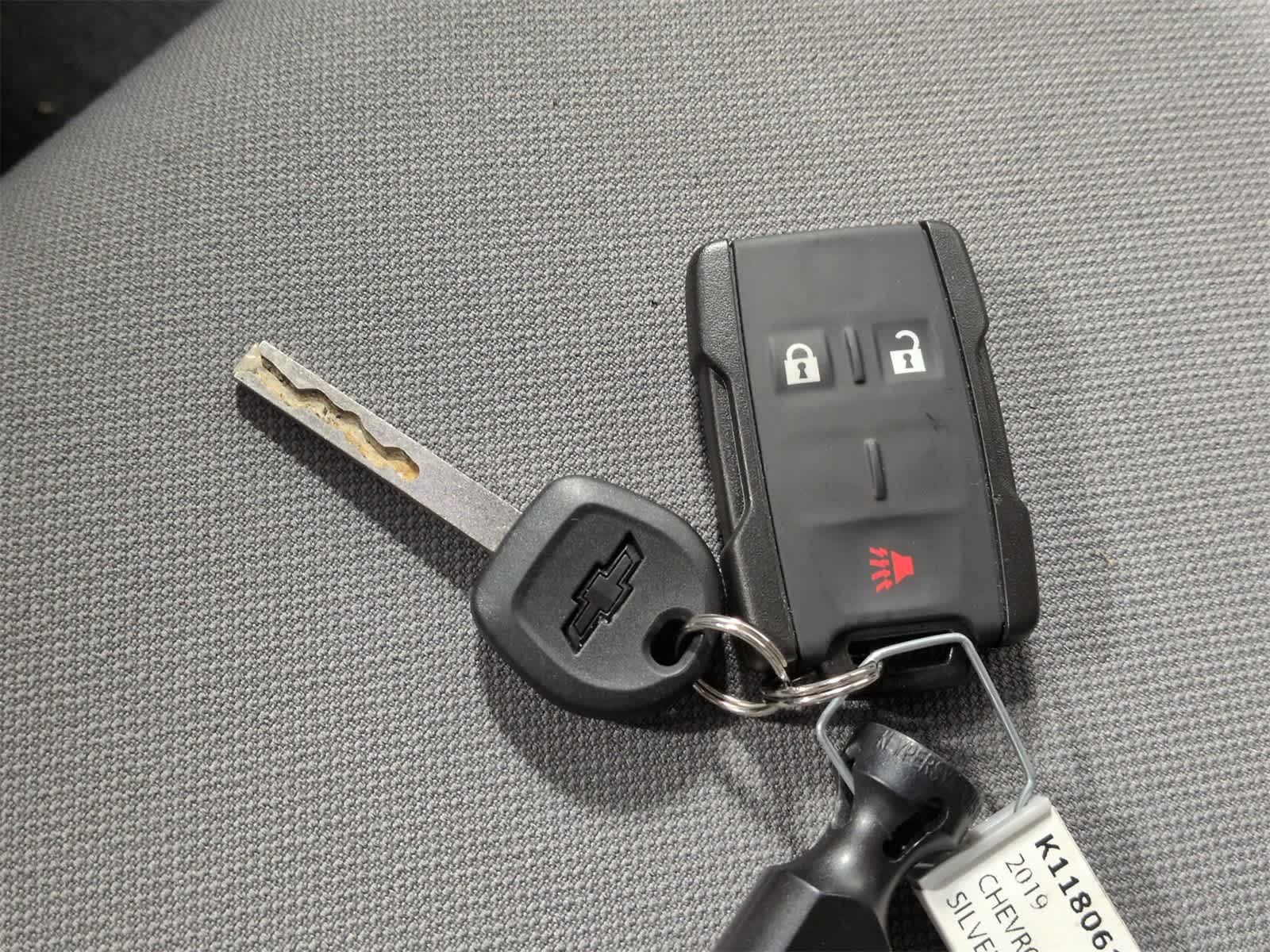 Thumbnail: 2019 Chevrolet Silverado 1500 - 34