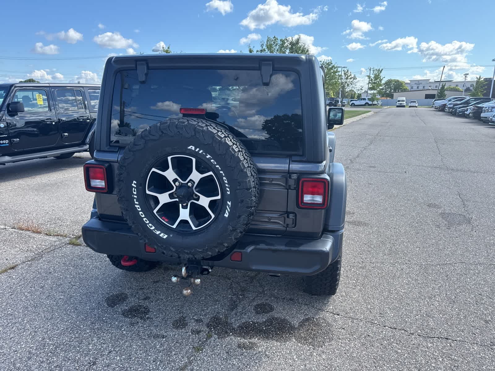 Thumbnail: 2021 Jeep Wrangler - 18