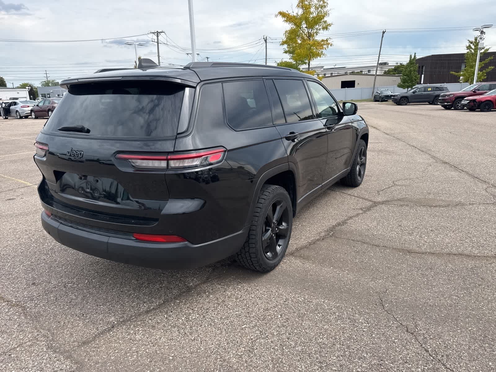 Thumbnail: 2021 Jeep Grand Cherokee L - 15