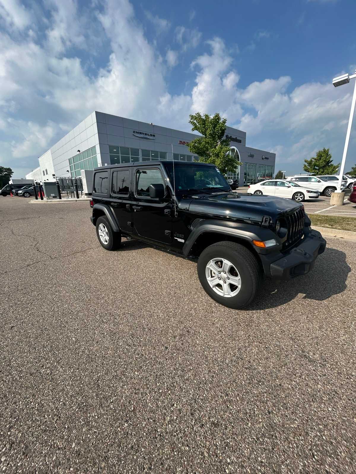 Thumbnail: 2021 Jeep Wrangler - 8