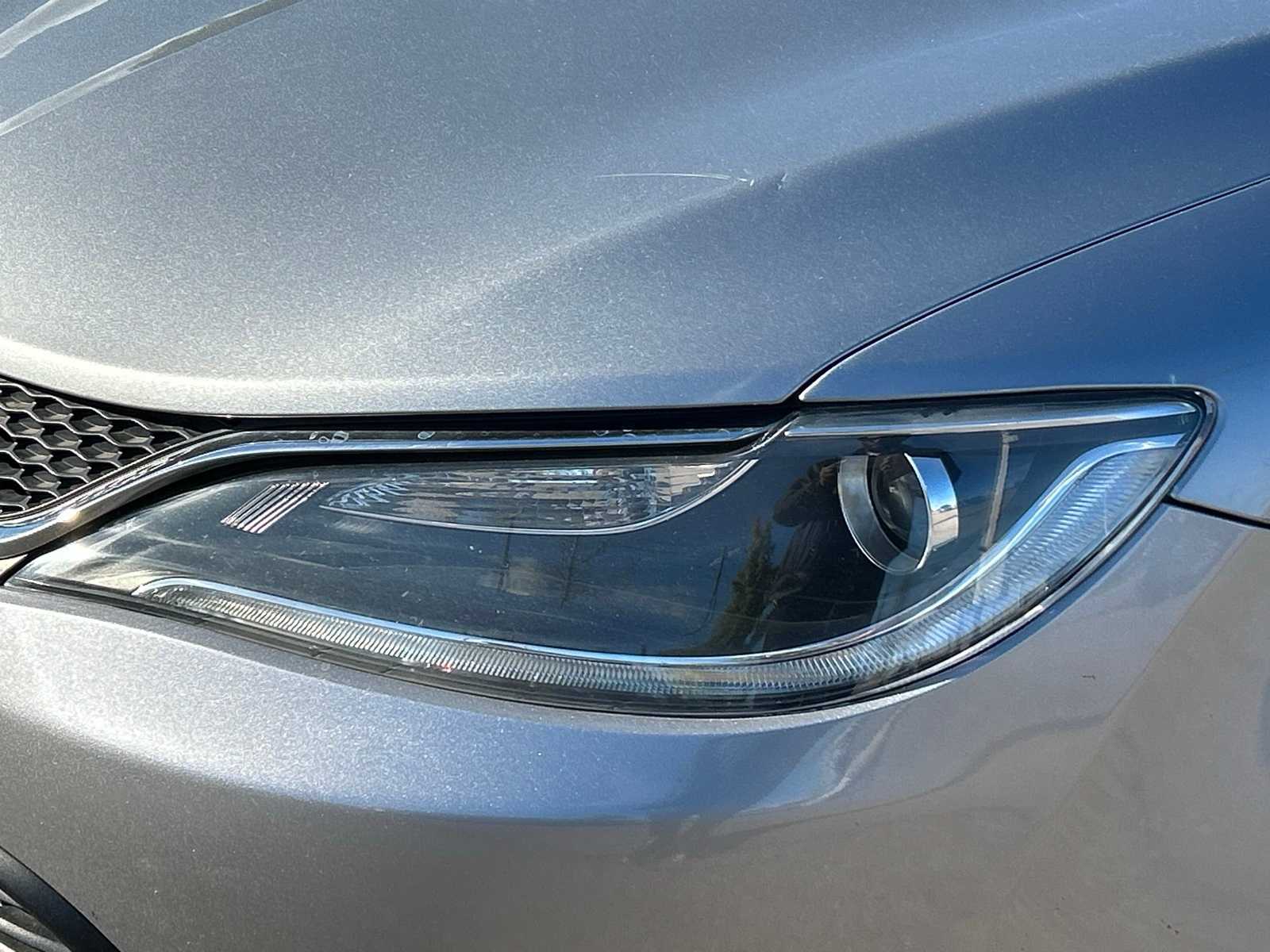 Thumbnail: 2015 Chrysler 200 - 33