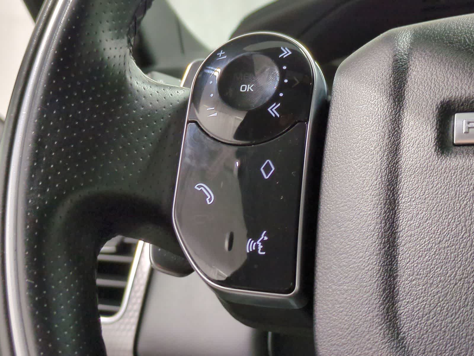 Thumbnail: 2021 Land Rover Range Rover Sport - 25