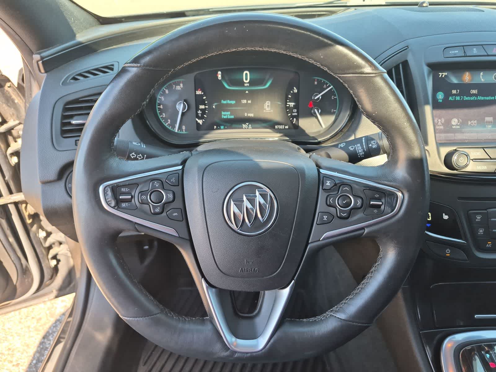 Thumbnail: 2016 Buick Regal - 22