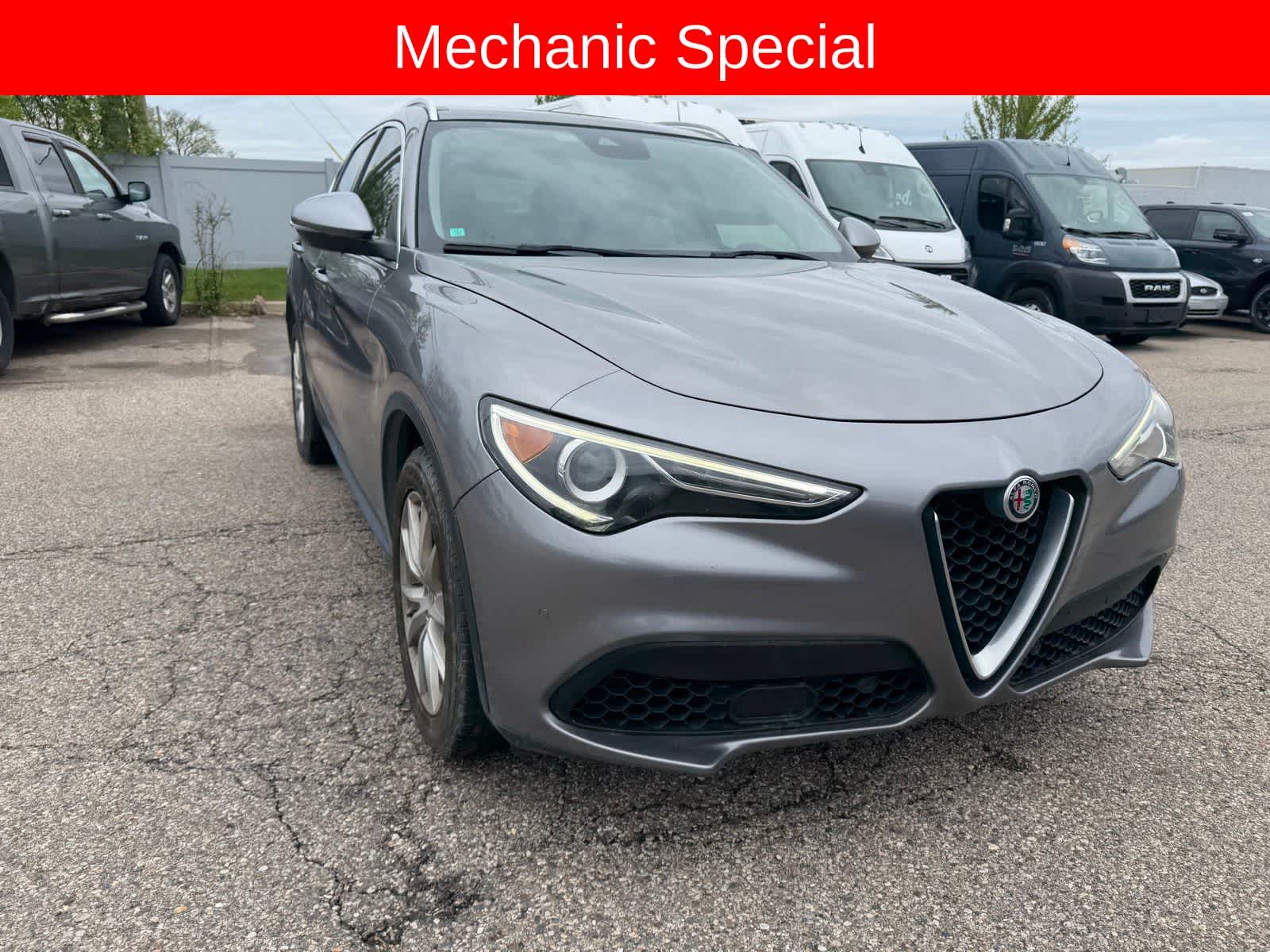 Thumbnail: 2018 Alfa Romeo Stelvio - 7