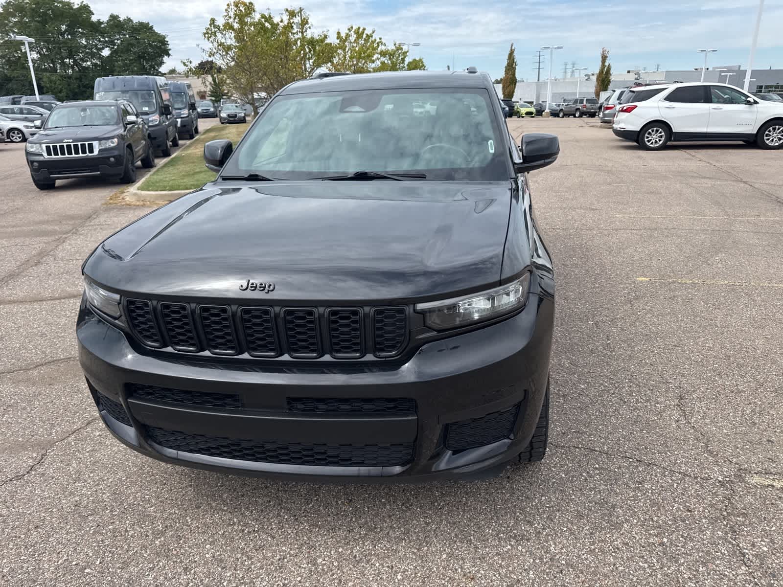 Thumbnail: 2021 Jeep Grand Cherokee L - 3