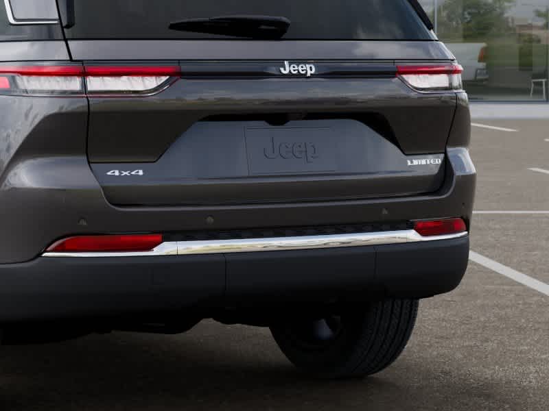 Thumbnail: 2026 Jeep Grand Cherokee - 13