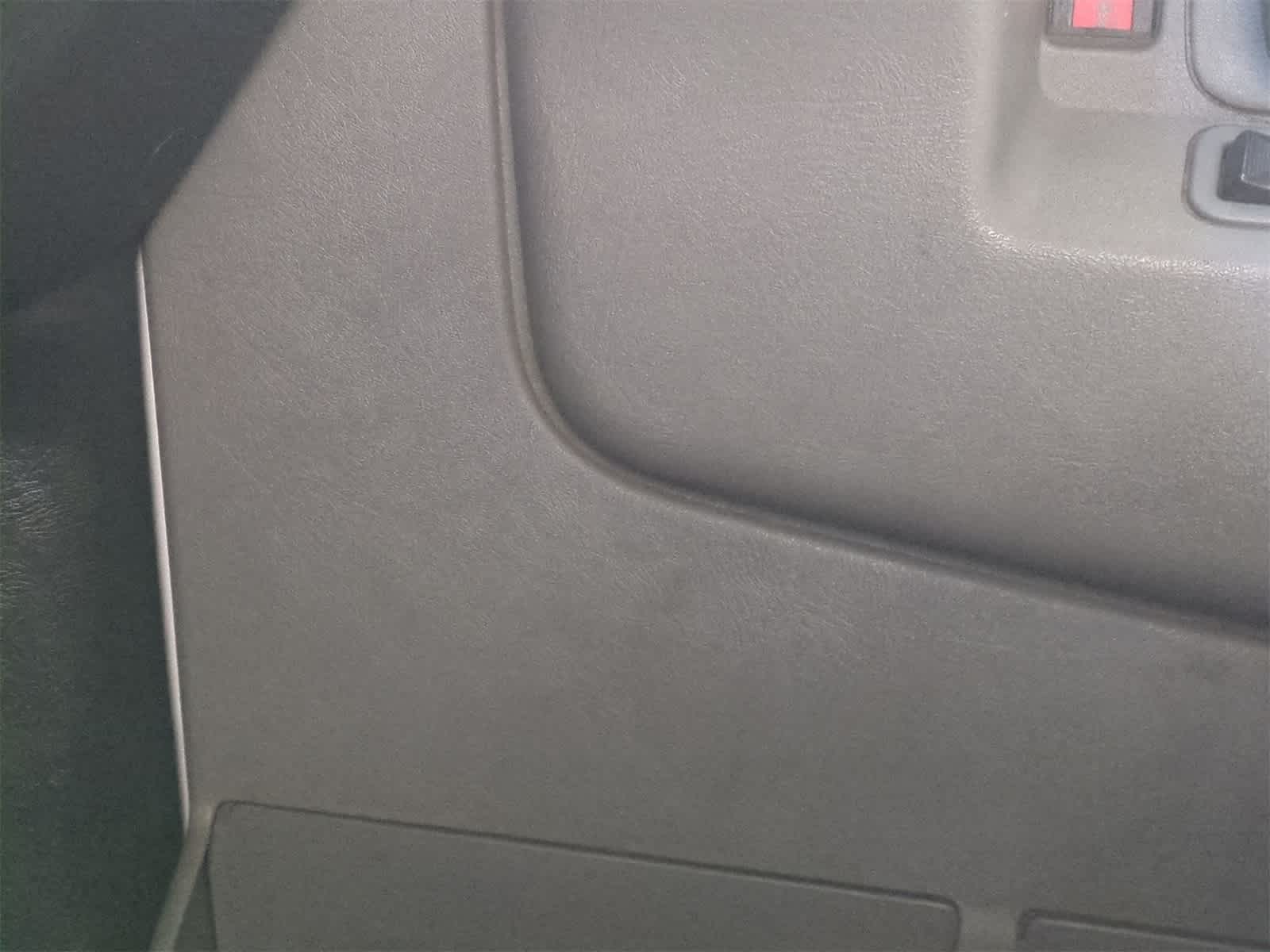 Thumbnail: 2016 Chevrolet Express - 23