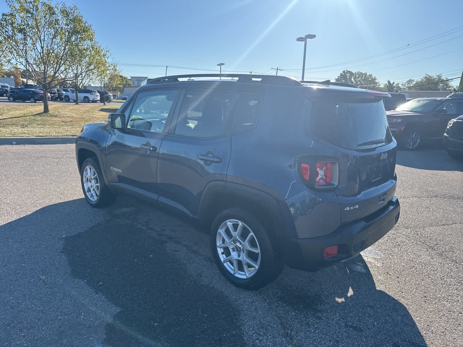 Thumbnail: 2021 Jeep Renegade - 26