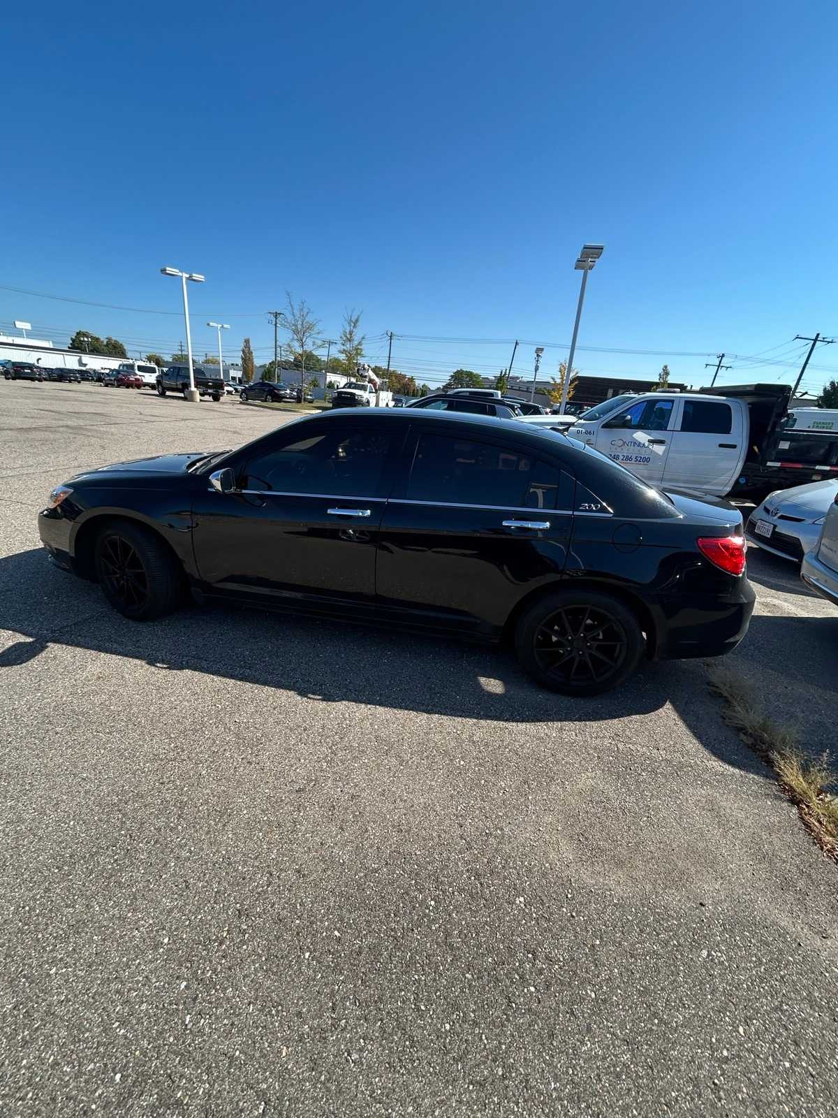 Thumbnail: 2013 Chrysler 200 - 26